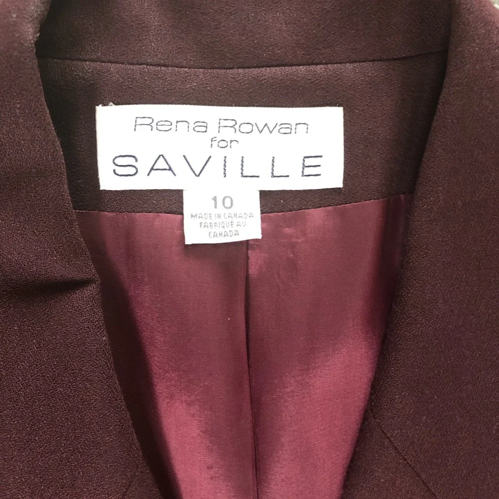 Classic Ladies Deep Burgundy 3 piece suit - Picture 2 of 6